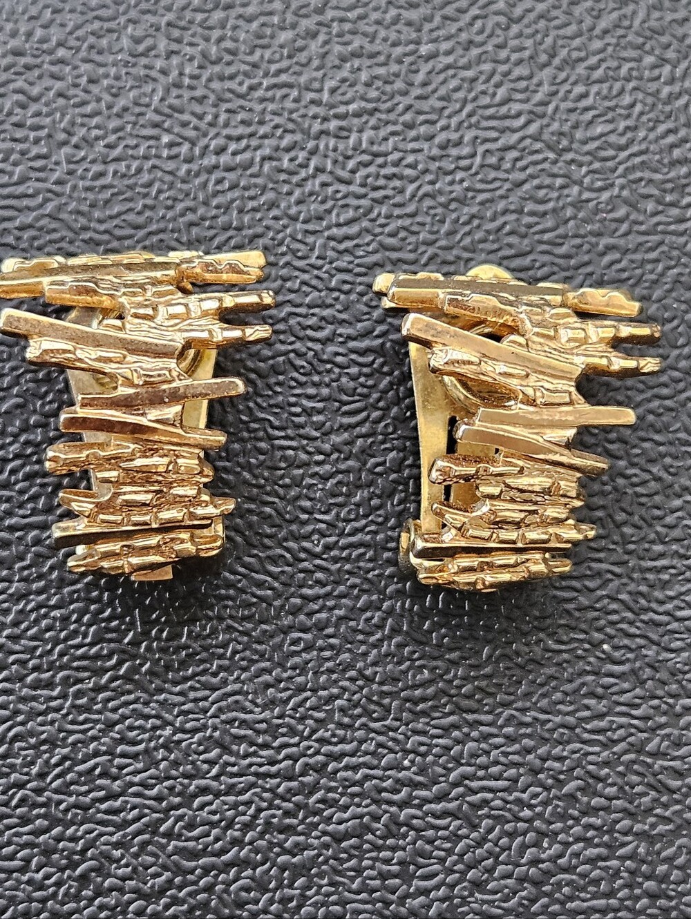 Vintage Grossé Gold Statment Modernist Brutalist Clip On Earrings 1966 MCM